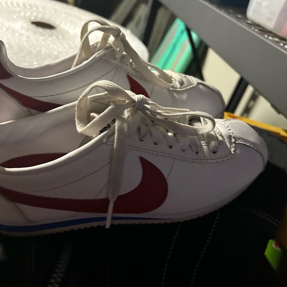 Nike Cortez as is condition size 8 woman - Picture 6 of 10
